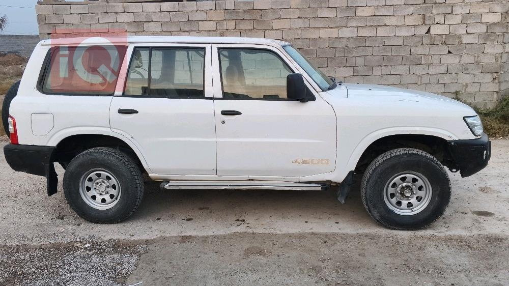 نيسان باترول